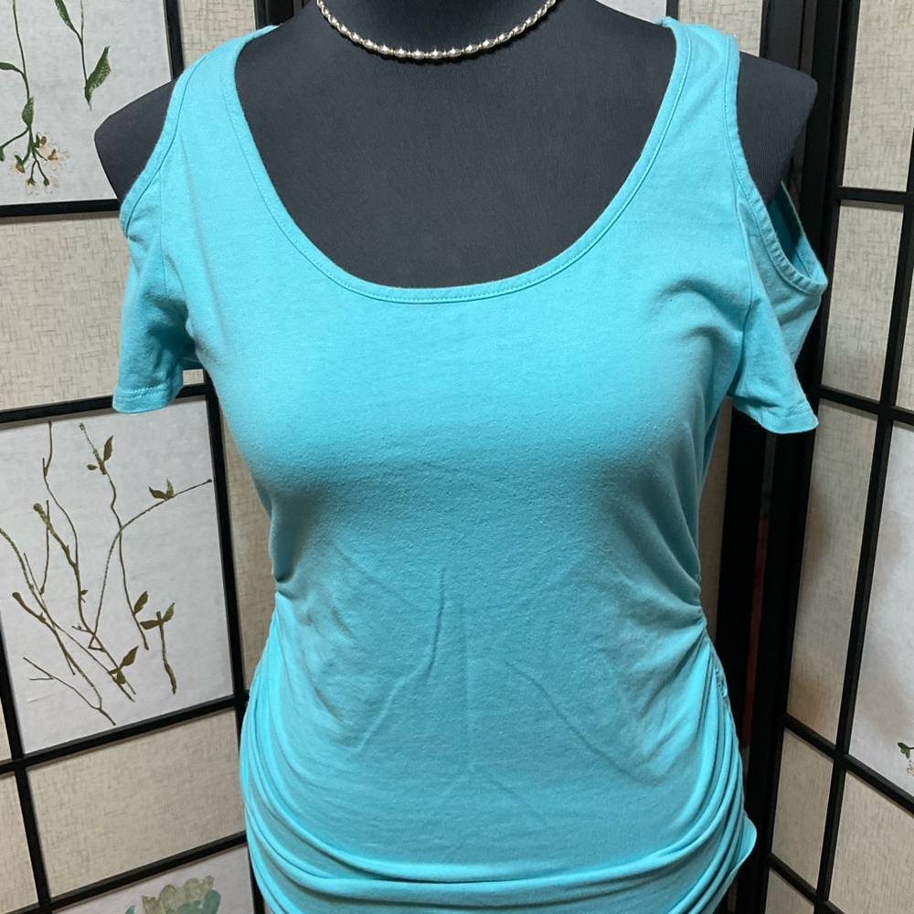 Boston Proper Blue Fitted Cold Shoulder T-Shirt